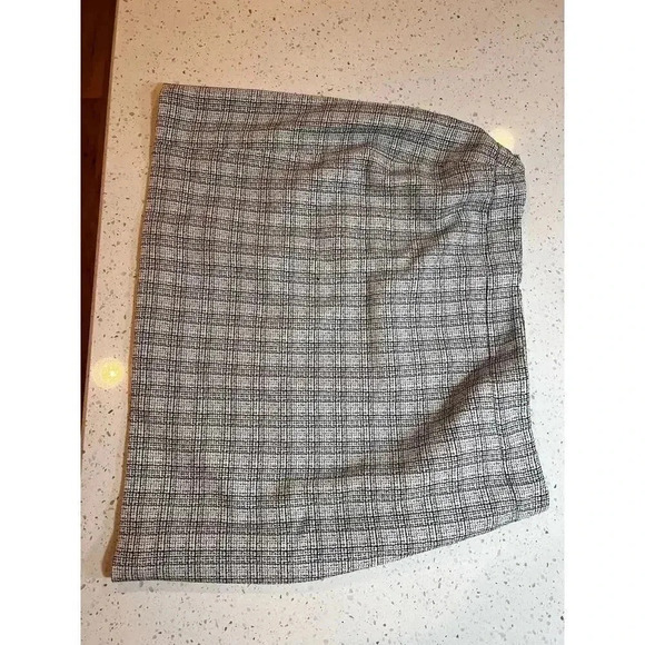 Bar lll skirt NWT size 18W midi - Picture 4 of 4